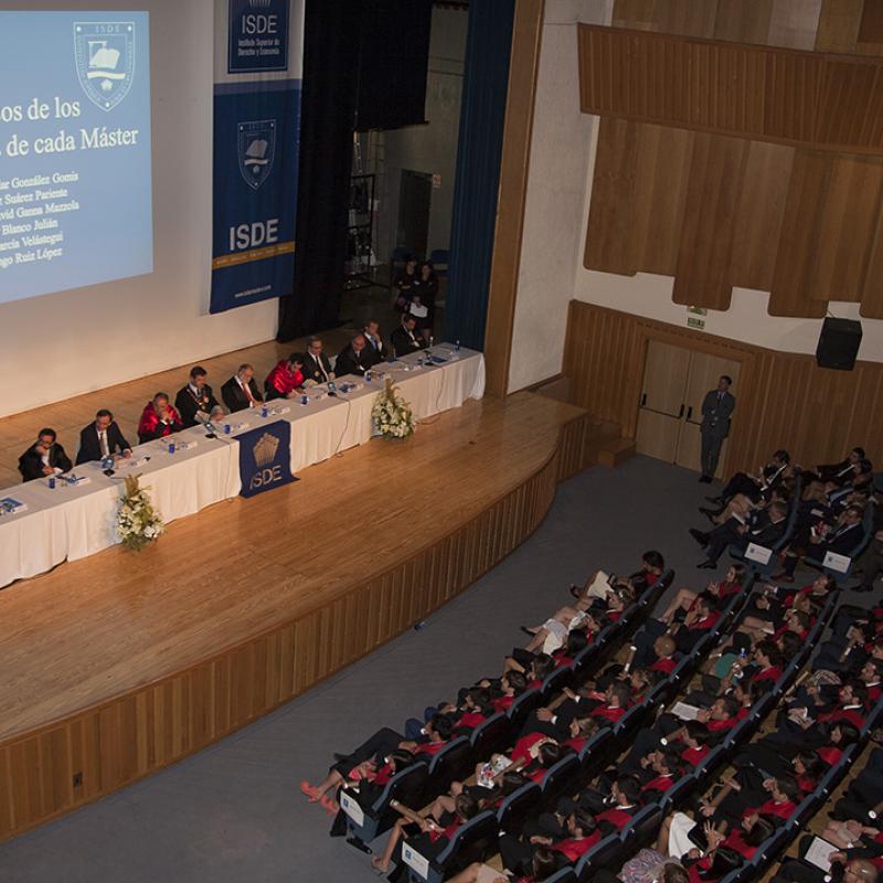 large auditorio